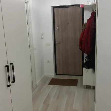 Apartament Tina Апартаменты